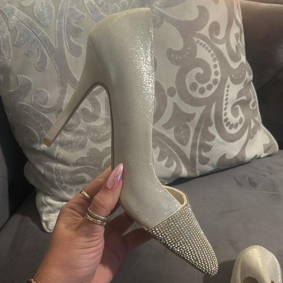 ALDO Crystal Sparkly Pointed Stiletto - Picture 9 of 11